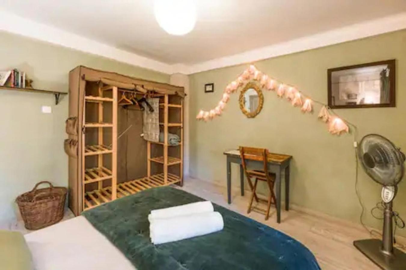 Appartement Complet Ou 2 Chambres De Charme En Centre-Ville Arles Exteriér fotografie